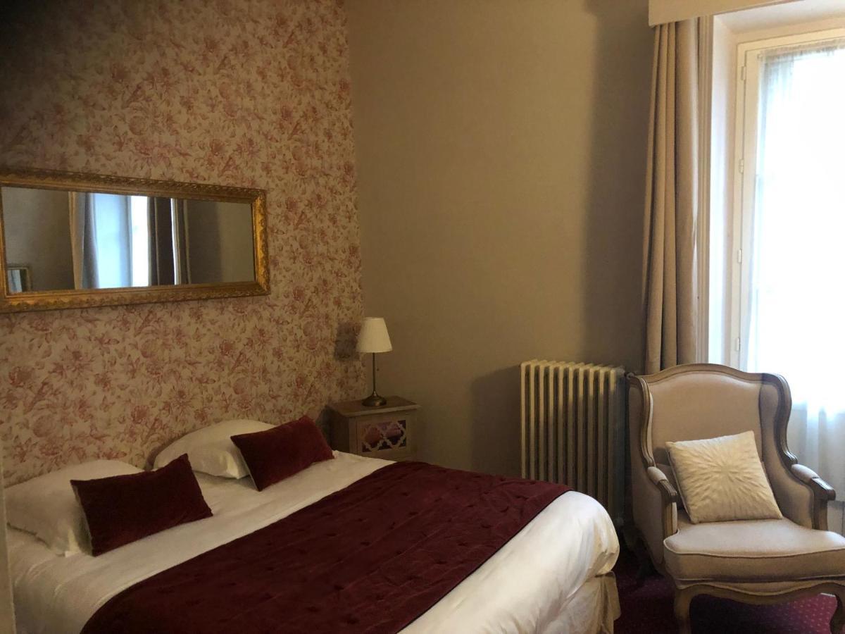 Hotel Montespan Bourbon-lʼArchambault Esterno foto