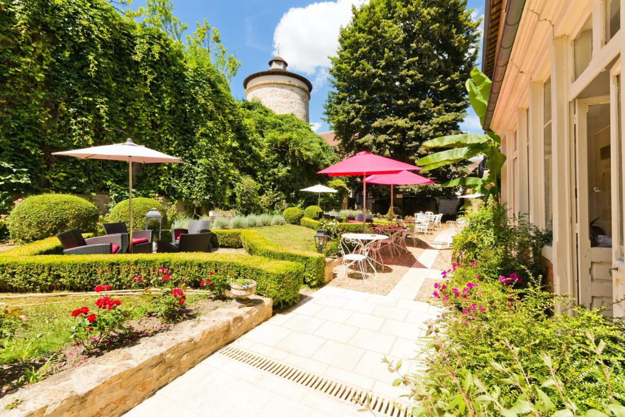 Hotel Montespan Bourbon-lʼArchambault Esterno foto
